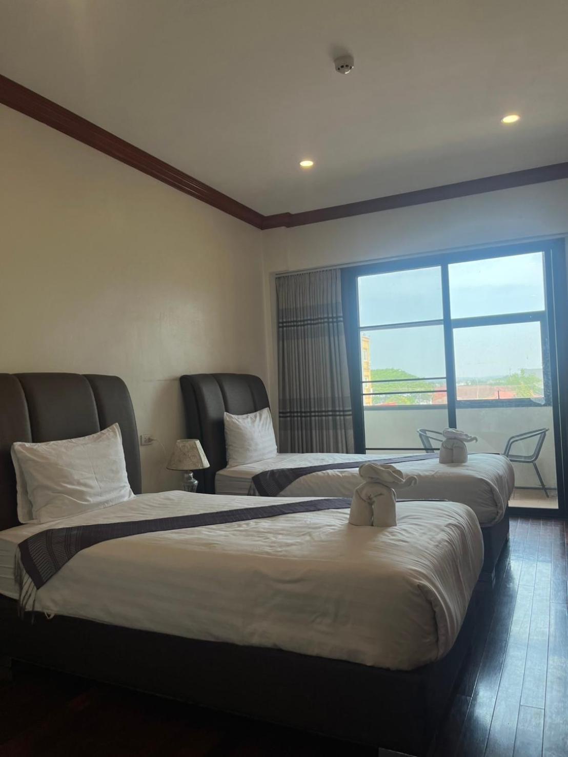 Nakhone Champa Hotel Pakse Dış mekan fotoğraf